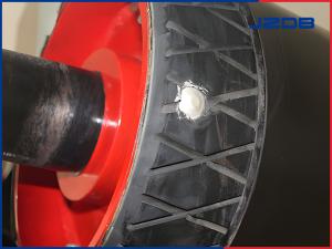 螺栓式瓦殼包膠